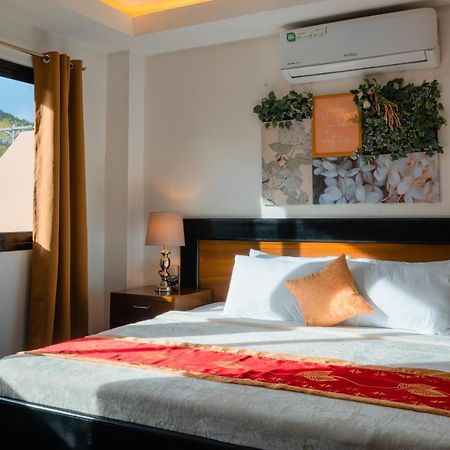 Island Wanderers Inn Coron Bagian luar foto