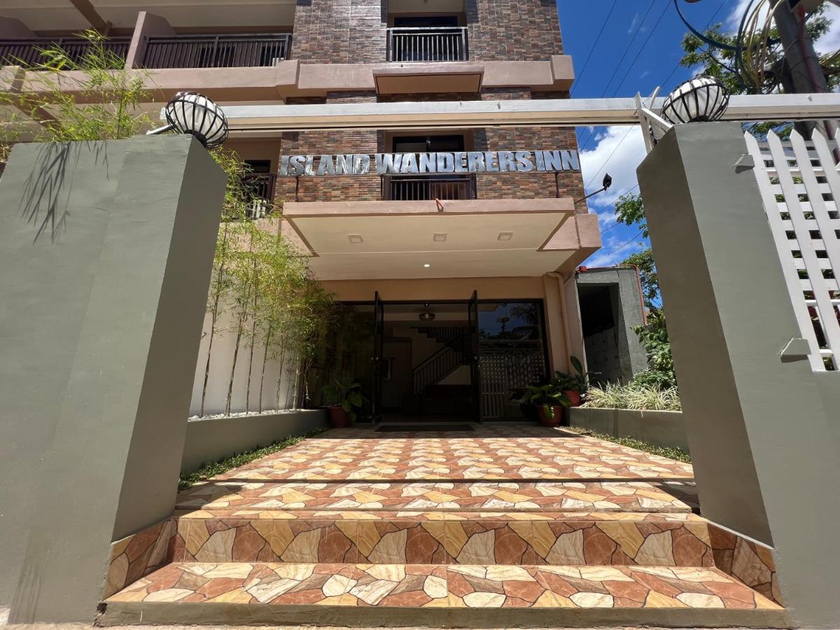 Island Wanderers Inn Coron Bagian luar foto