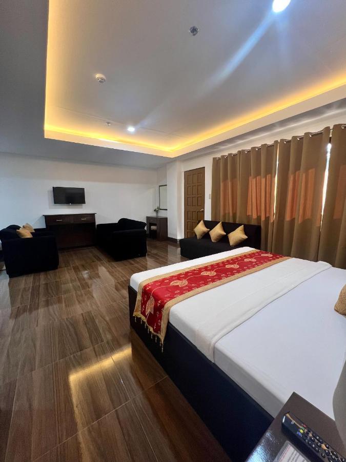 Island Wanderers Inn Coron Bagian luar foto