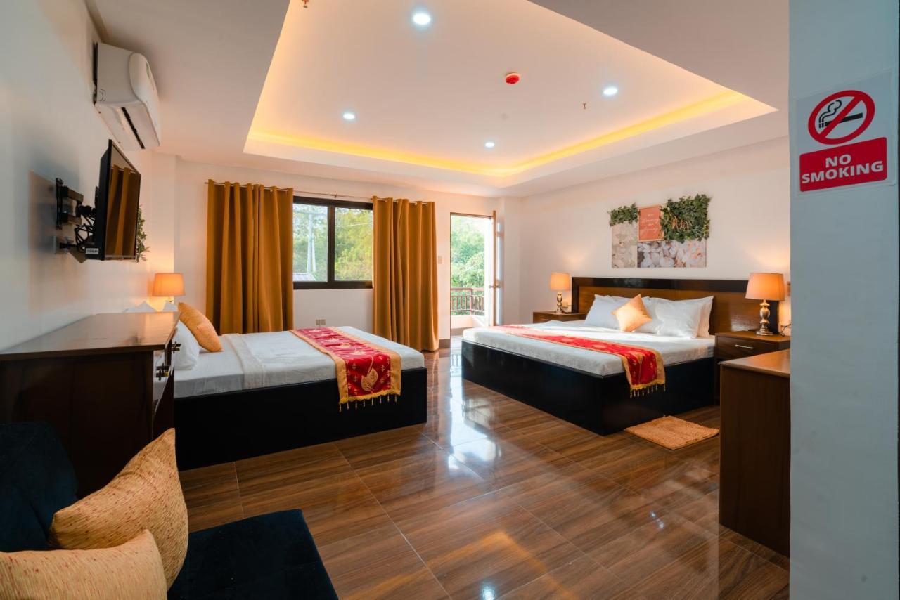 Island Wanderers Inn Coron Bagian luar foto