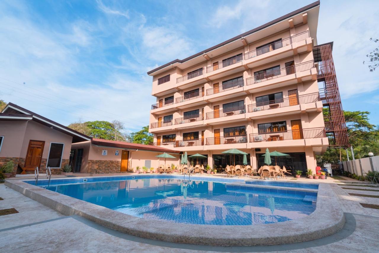 Island Wanderers Inn Coron Bagian luar foto