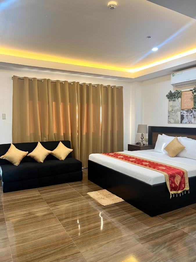 Island Wanderers Inn Coron Bagian luar foto