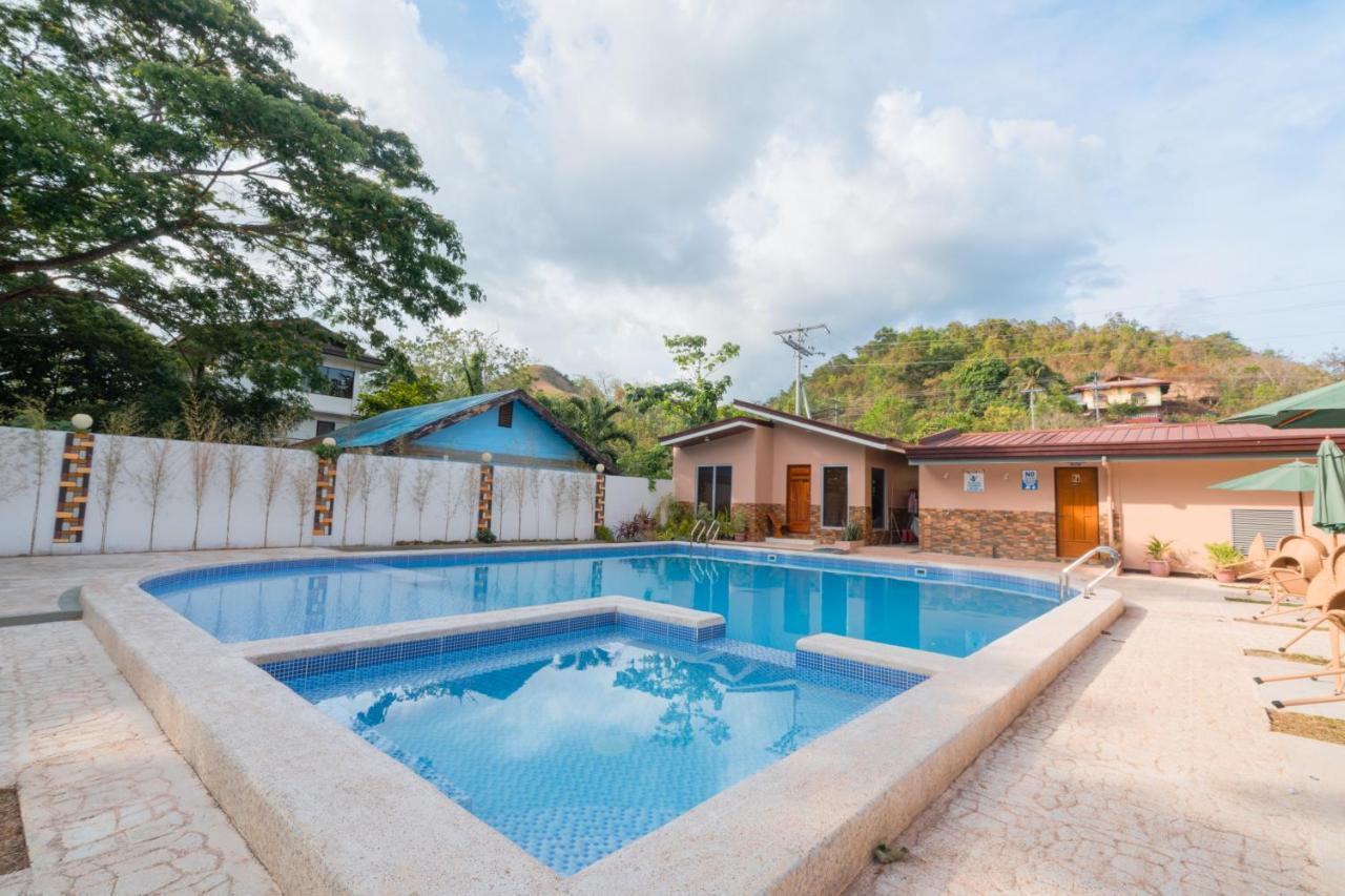 Island Wanderers Inn Coron Bagian luar foto
