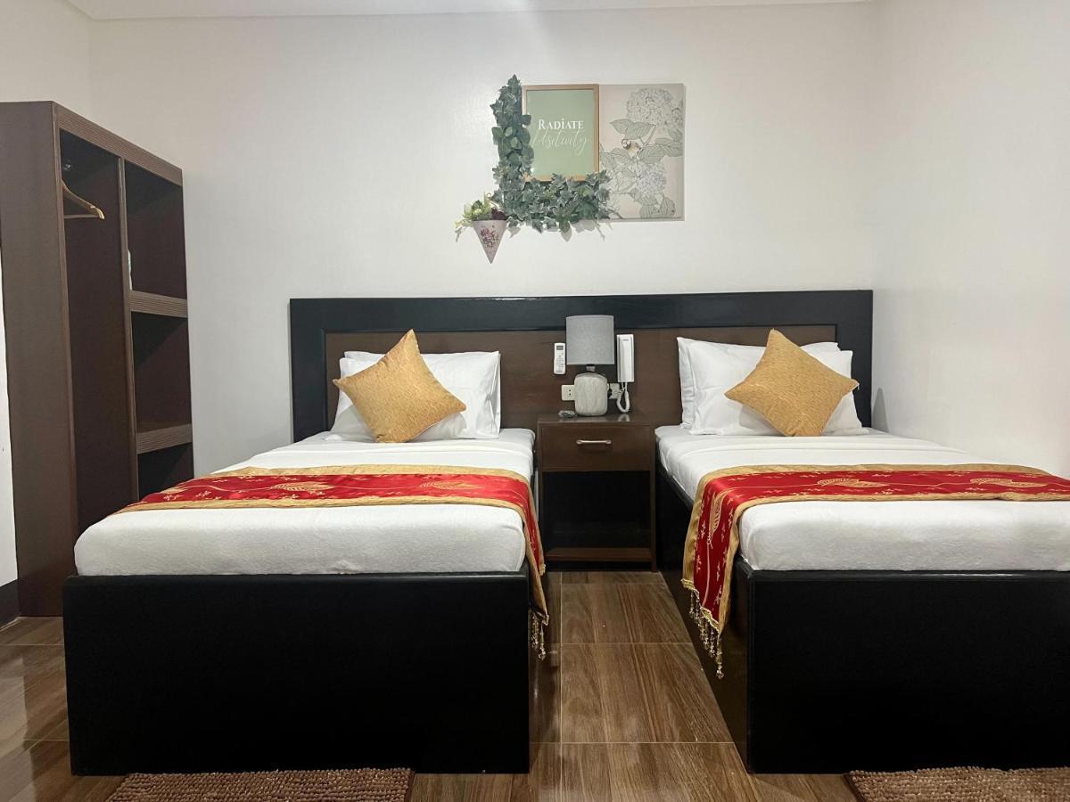 Island Wanderers Inn Coron Bagian luar foto